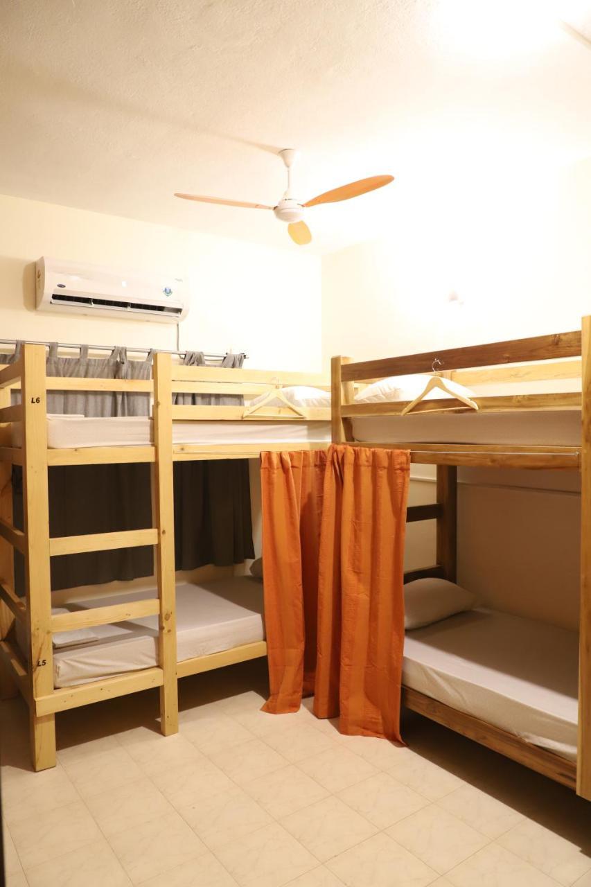 Hostel 11 Chennai Exteriör bild